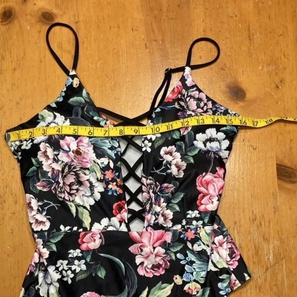 Dilinte Boho-Chic Romantic Floral Lace Up One Piece Swimsuit Tropical Large‎
